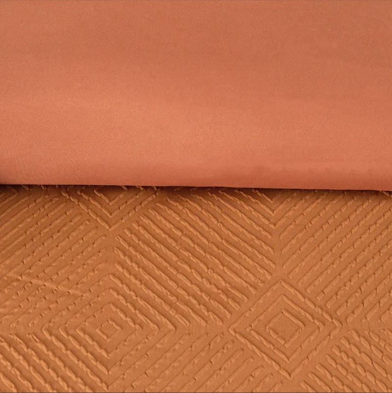 چگونه روتختی برجسته هندسی را با مبلمان اتاق خواب تکمیل کنیم؟